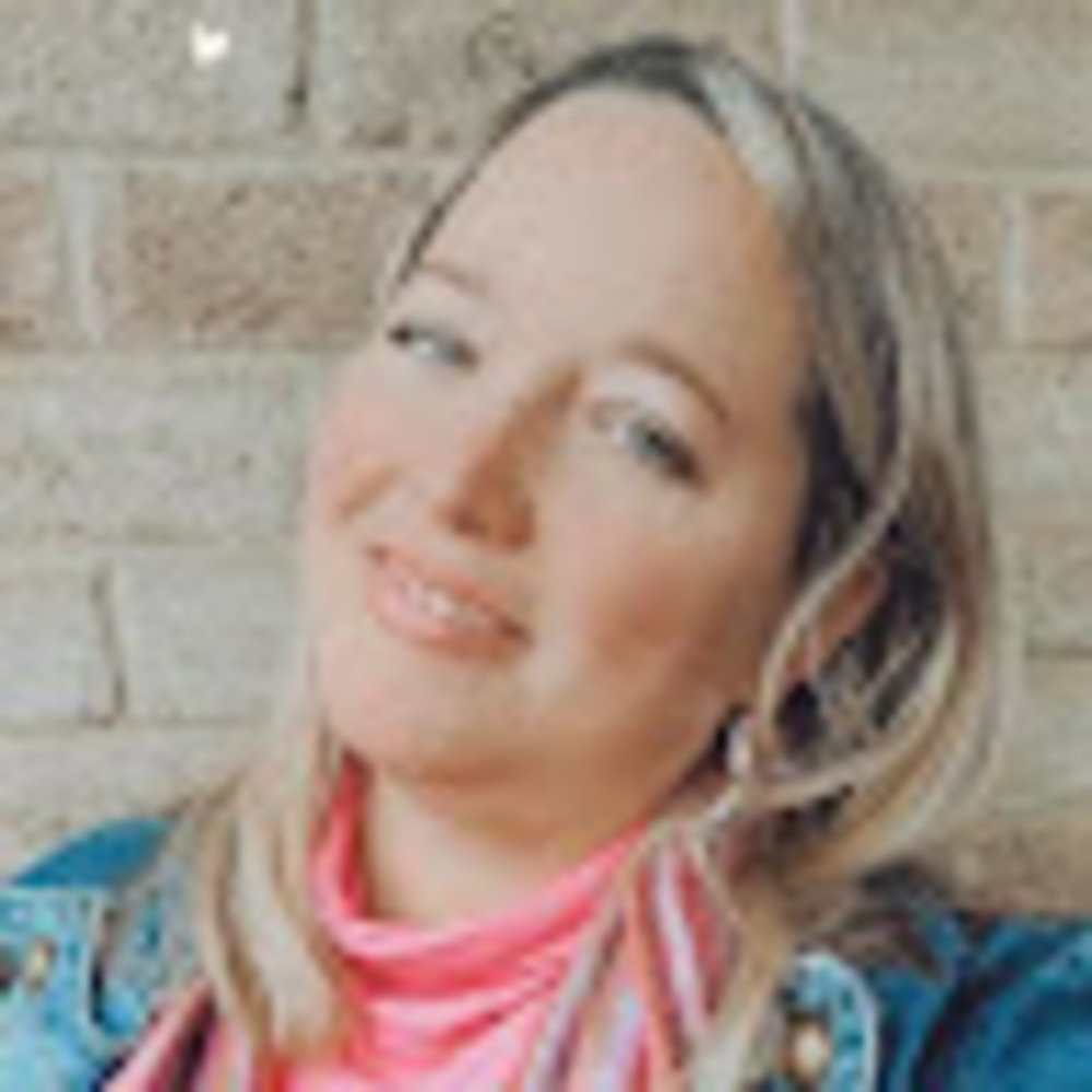 Meet your Posher, Claire